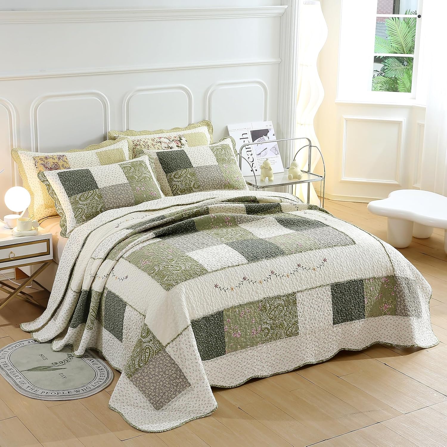 Green Floral Embroidered Patchwork Queen Quilt Set