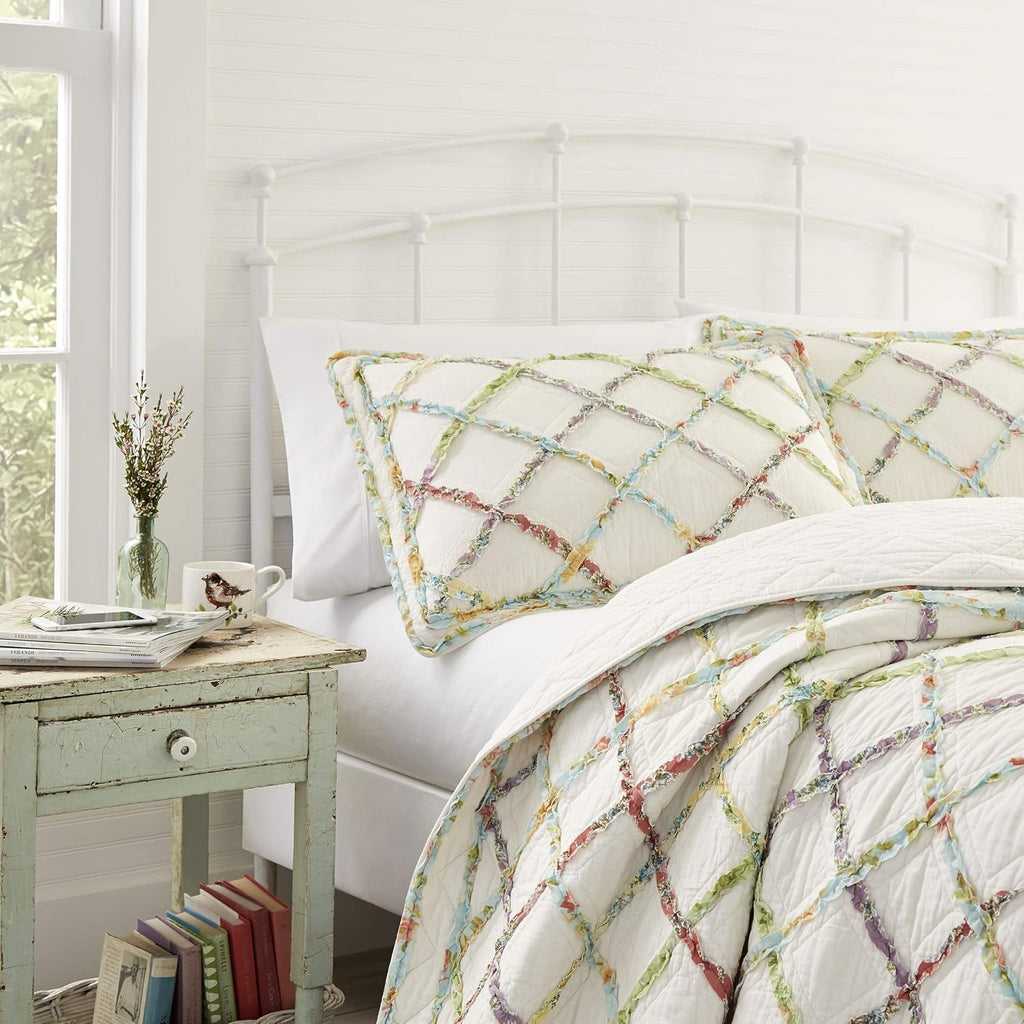 Ruffle Garden Farmhouse Queen Quilt