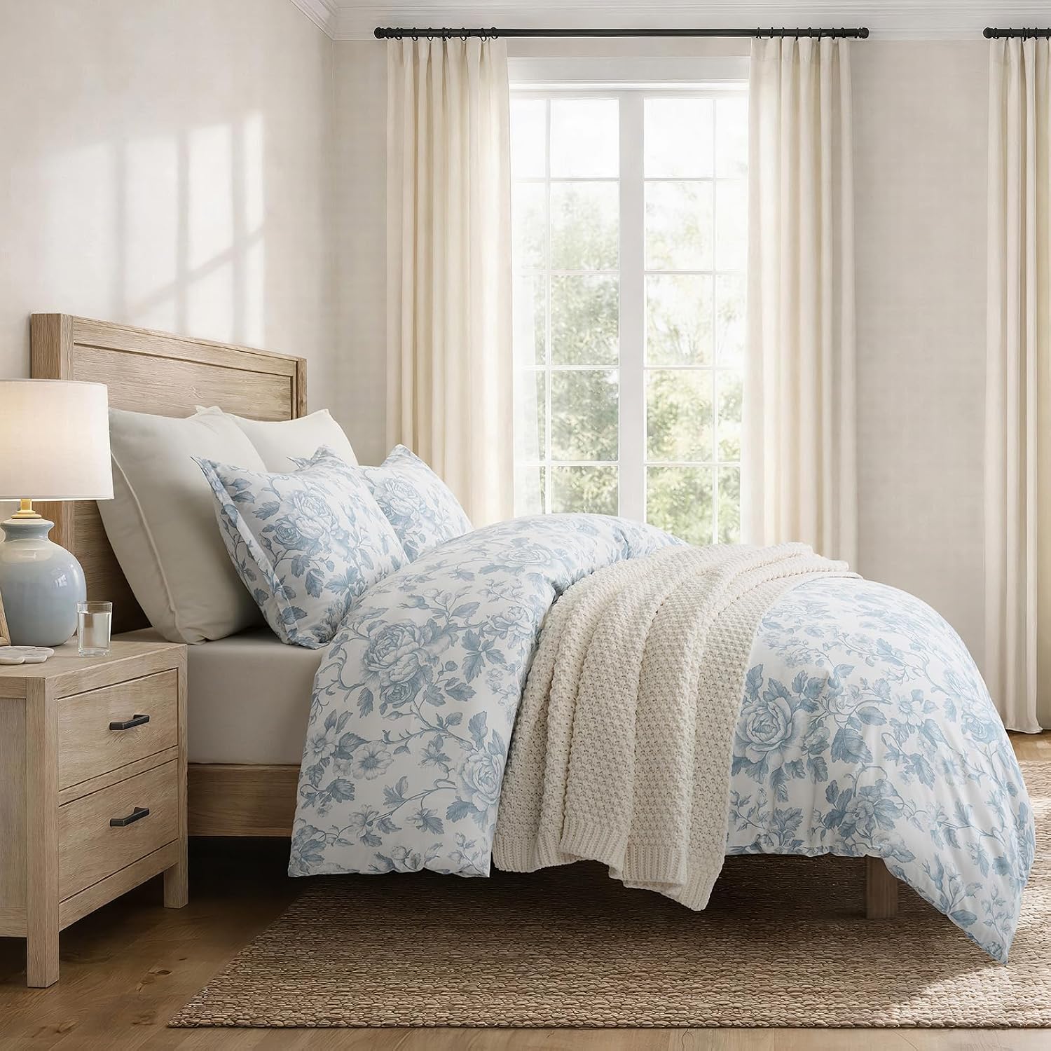 Blue Floral Toile Queen Duvet Set