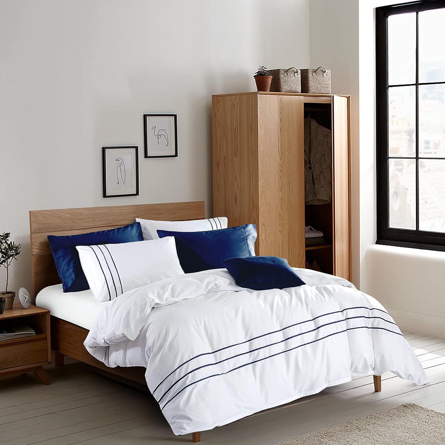 White Navy Stripe Cotton Sateen Full Duvet Set