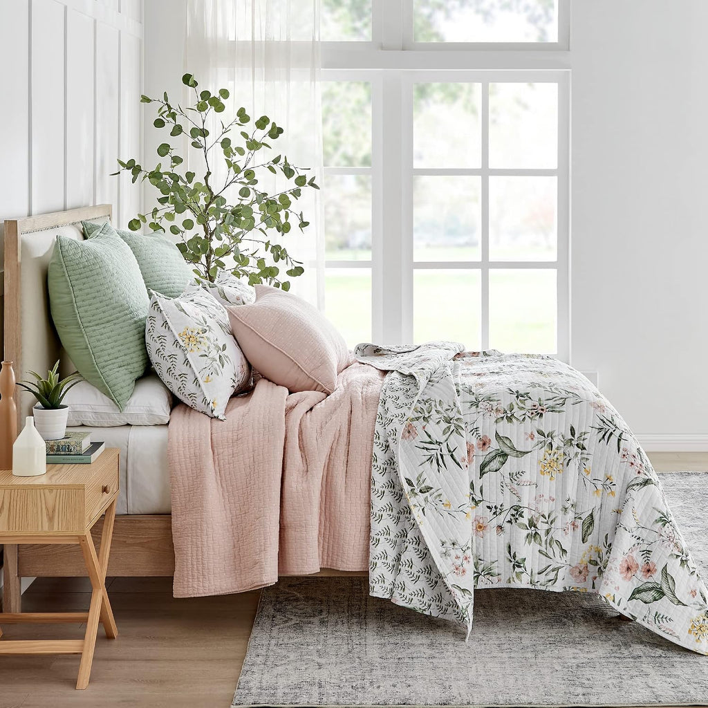 Blush Floral Cotton King Quilt Set