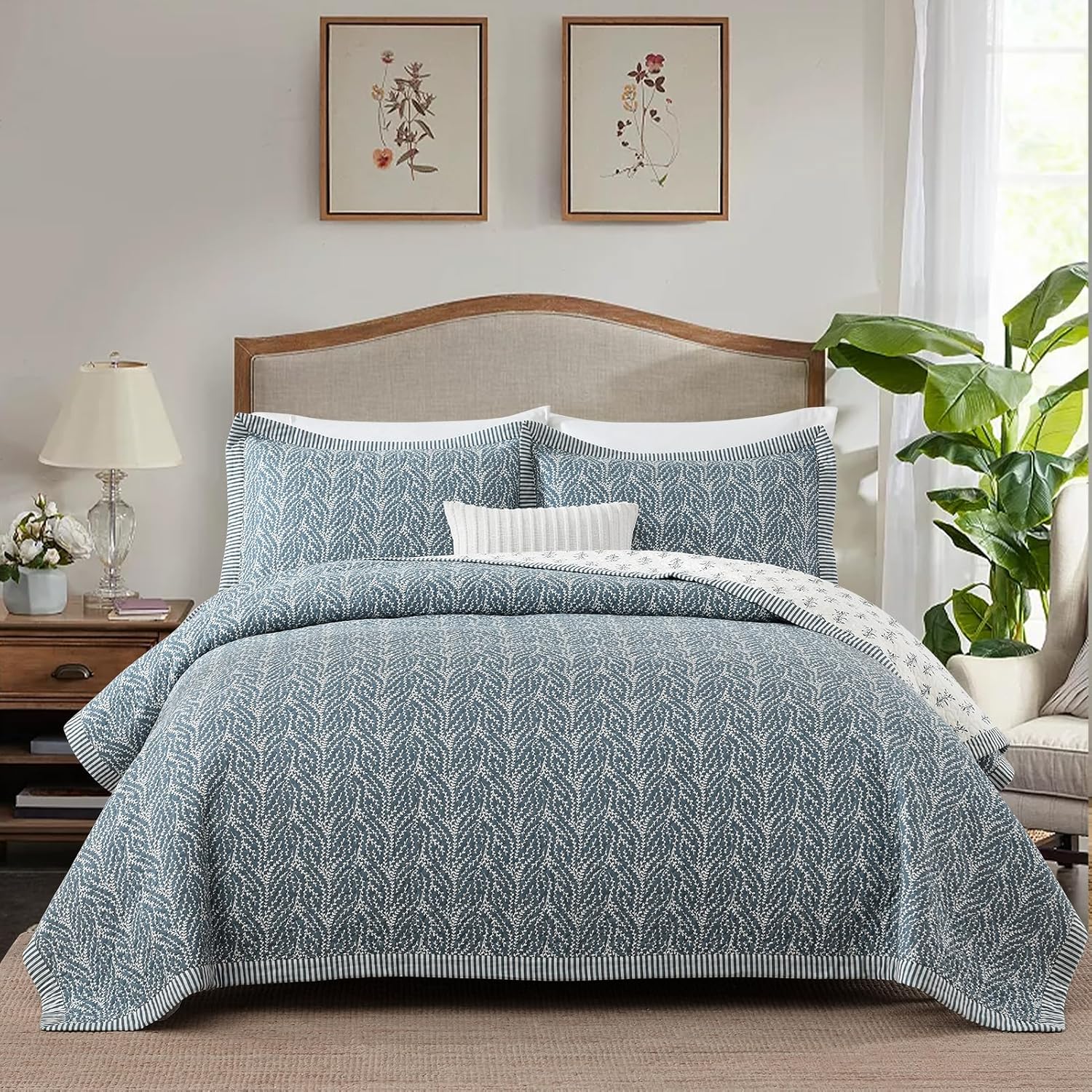 White Gray-Blue Botanical King Cotton Quilt Set