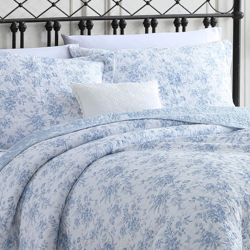 Blue Floral Toile Twin Cotton Quilt Set